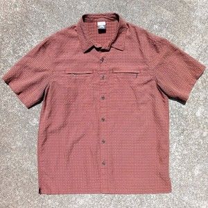 Nike ACG Short Sleeve Plaid Button Up Vented Fishing Hiking Shirt - Men's LARGE